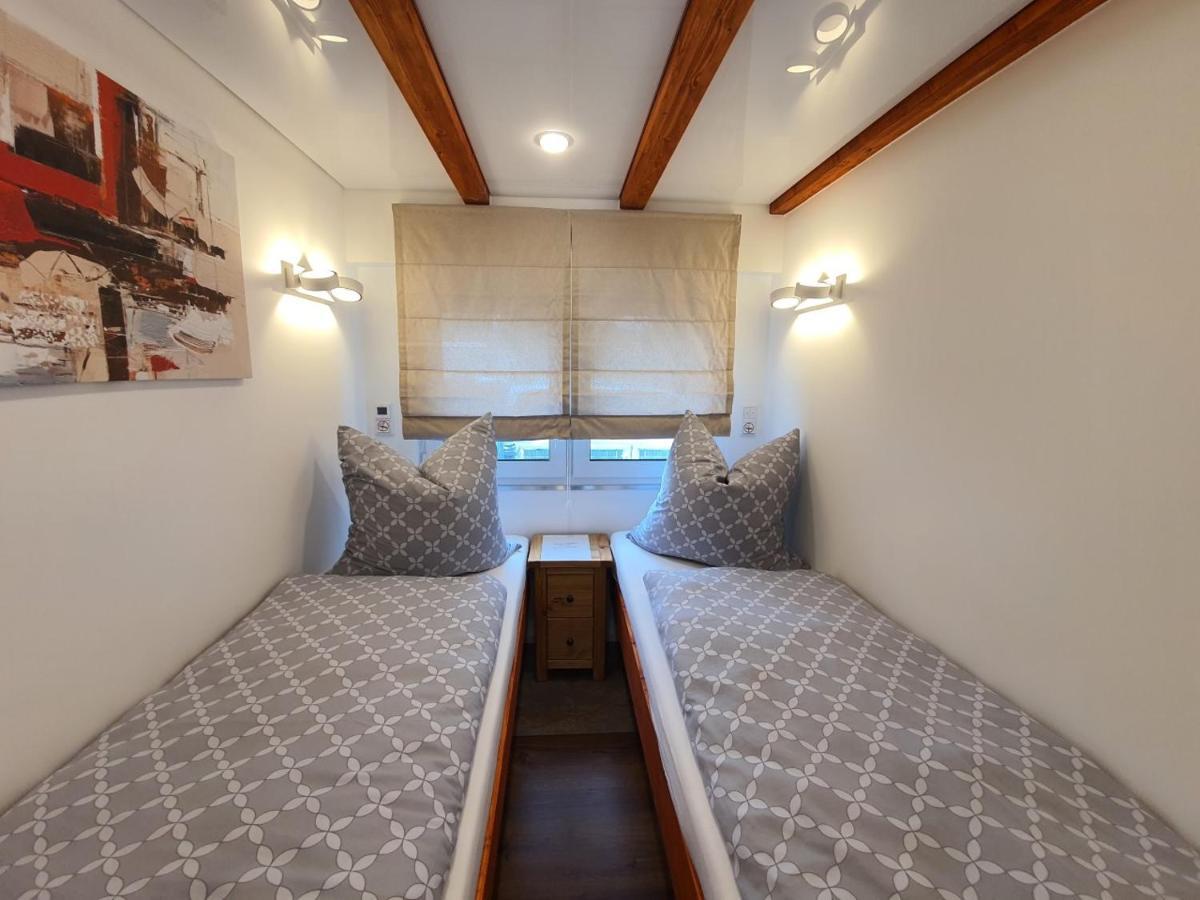 Ferienhaus Am See-2 Hungen Екстер'єр фото