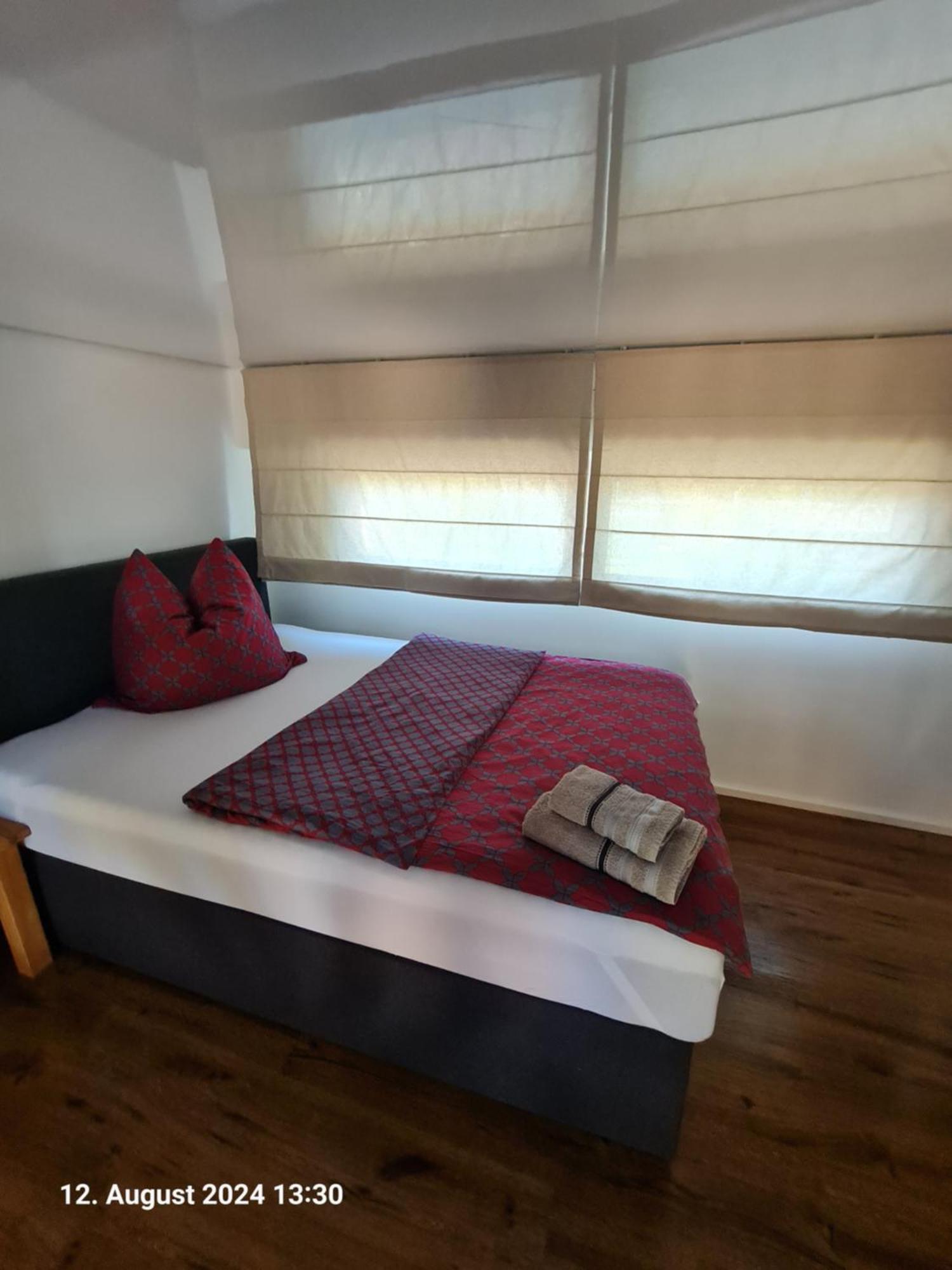 Ferienhaus Am See-2 Hungen Екстер'єр фото